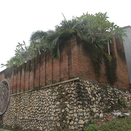 Villa Dayins Улувату Экстерьер фото